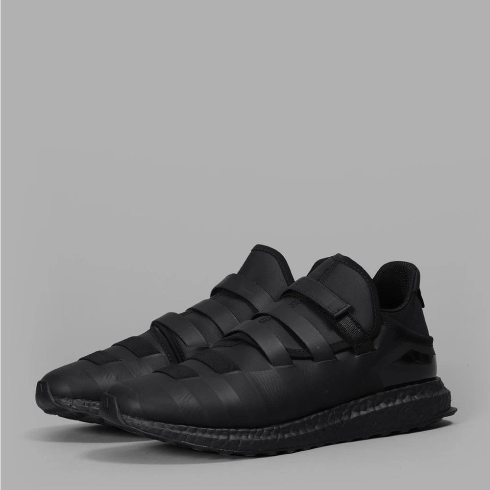 Y-3 Zazu
